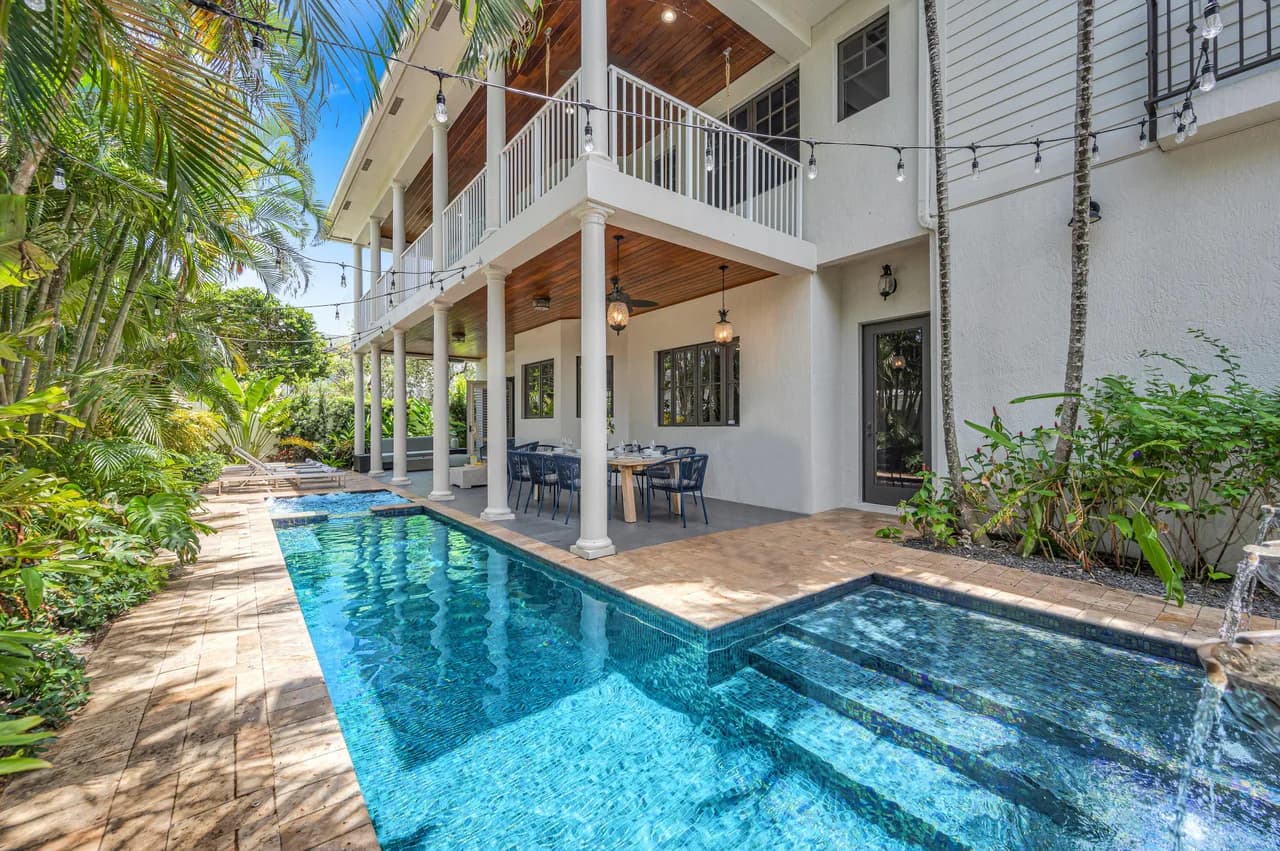 Heated Pool Villa in Harbor Heights Florida photo 4