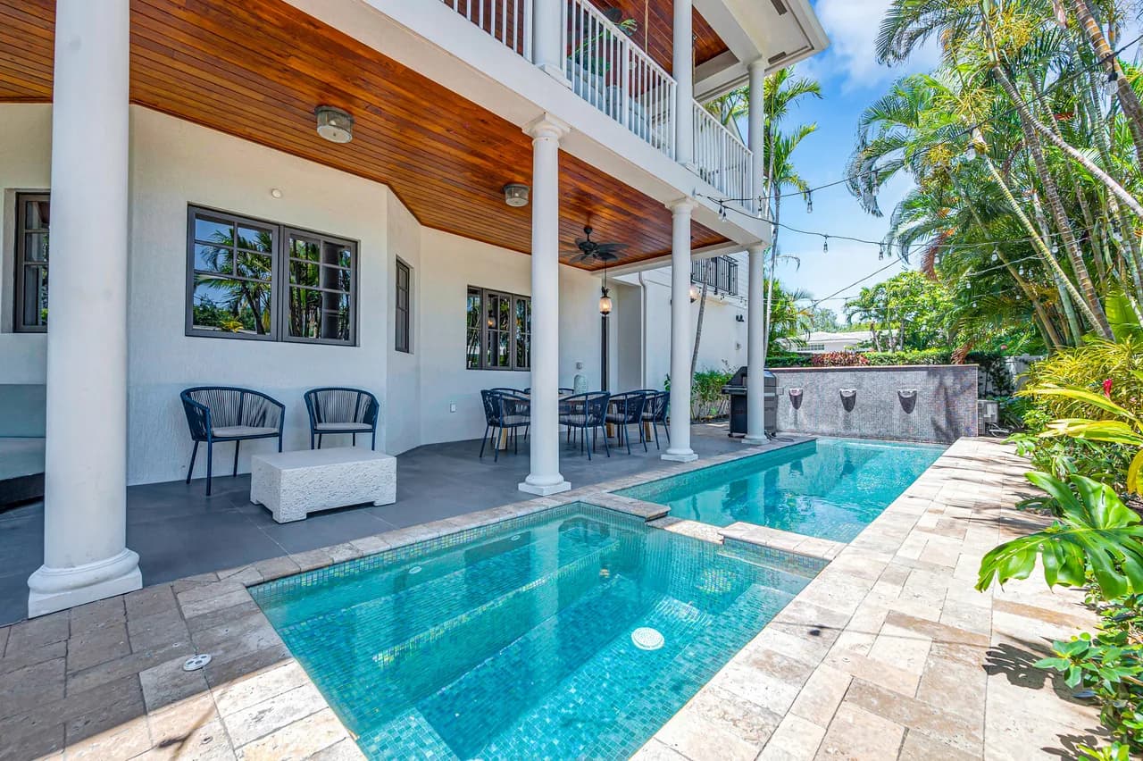 Heated Pool Villa in Harbor Heights Florida photo 5