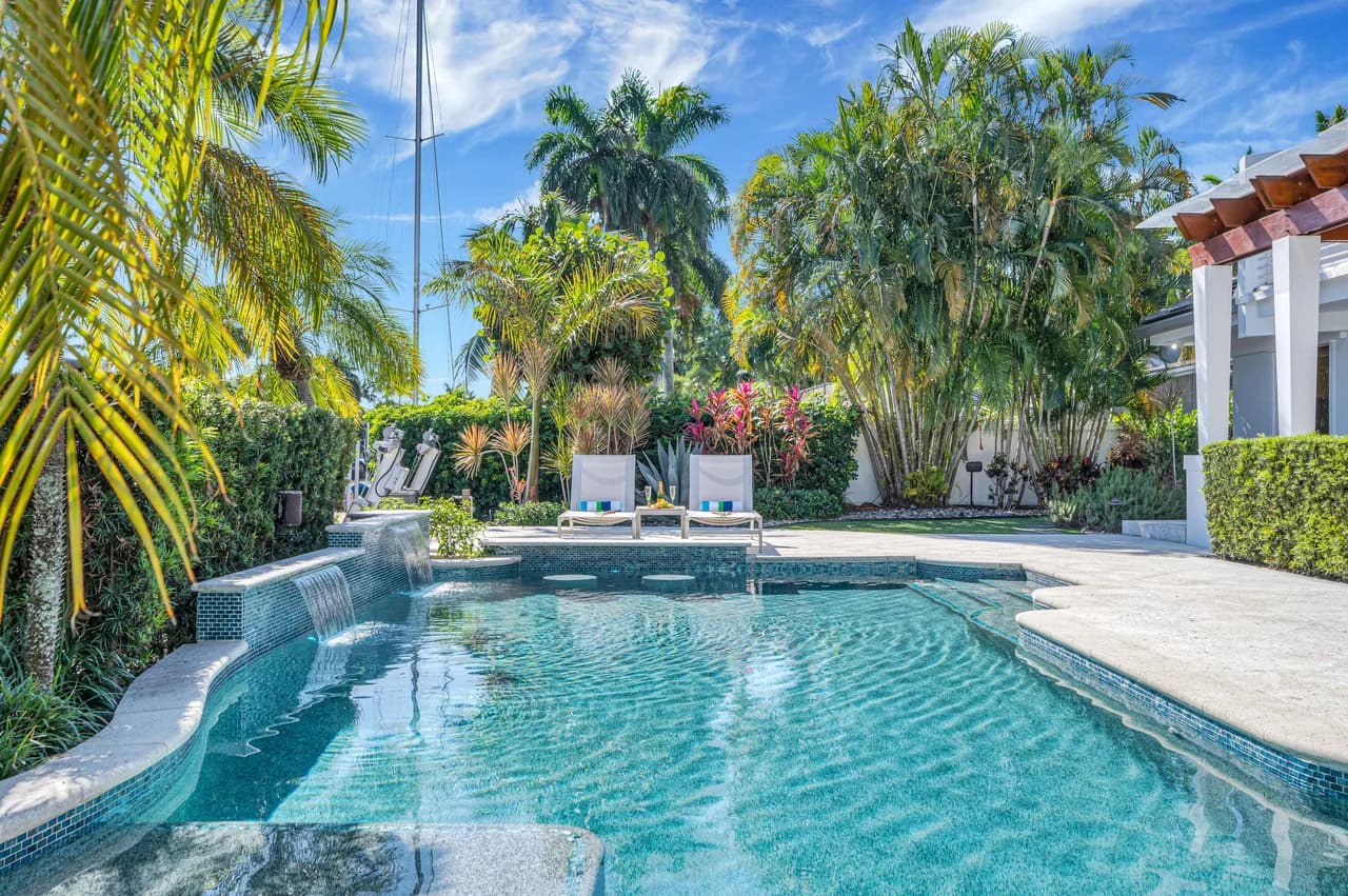 Riverside Architectural Villa in Nurmi Isles photo 4