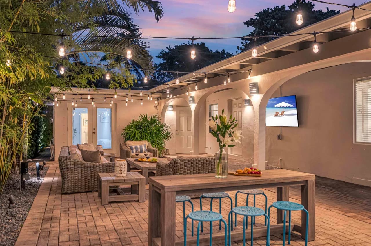 Beachside Cottages with Pool in Fort Lauderdale photo 3