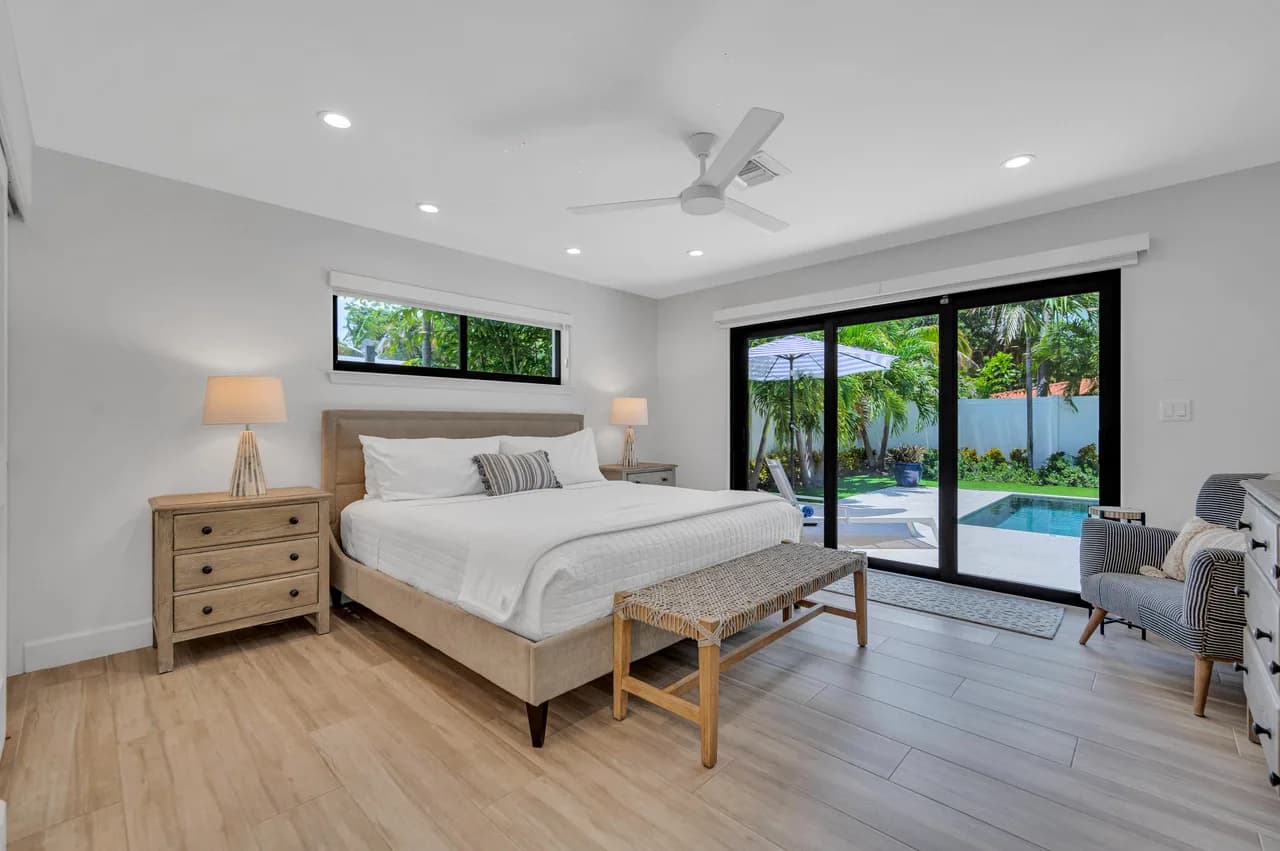 Coastal Style Villa in Harbor Heights Florida photo 3