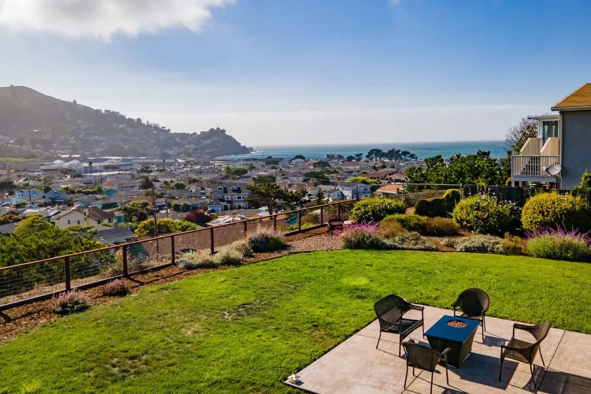 Ocean View Three Bedroom Home in Pacifica California