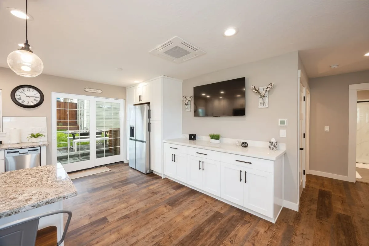 Beachfront One Bedroom Villa in Montara California photo 3
