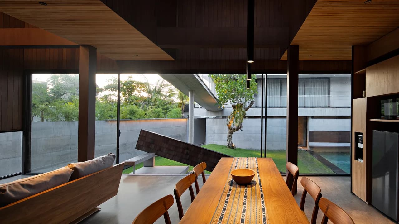 Terrace-View Three Bedroom Villa in Pererenan Bali photo 5