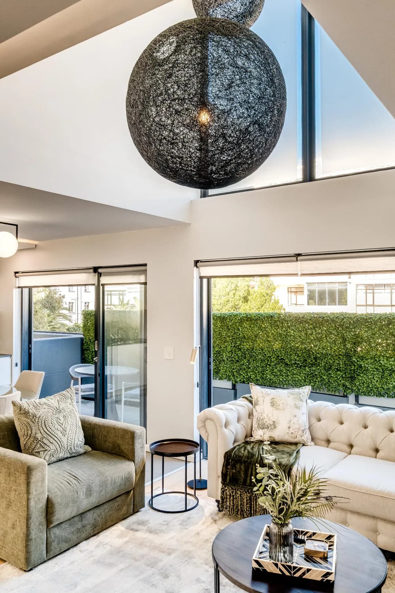 Modern Two Bedroom Apartment in Cape Town photo 4