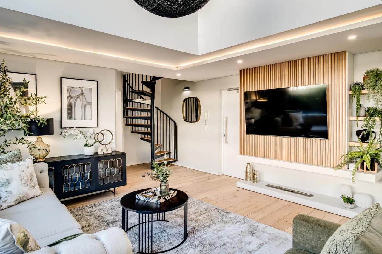 Modern Two Bedroom Apartment in Cape Town photo 5
