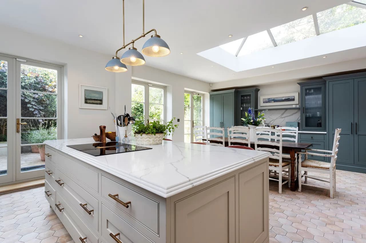 Elegant Terrace Four Bedroom Villa in Battersea photo 3