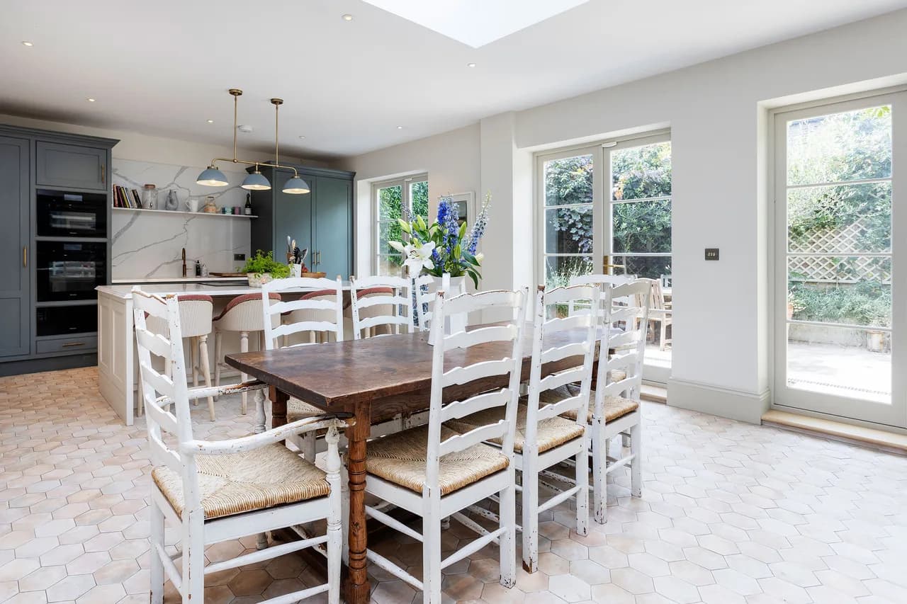 Elegant Terrace Four Bedroom Villa in Battersea photo 4