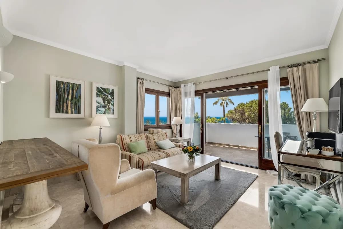 Terrace-One Bedroom Villa in Marbella photo 2