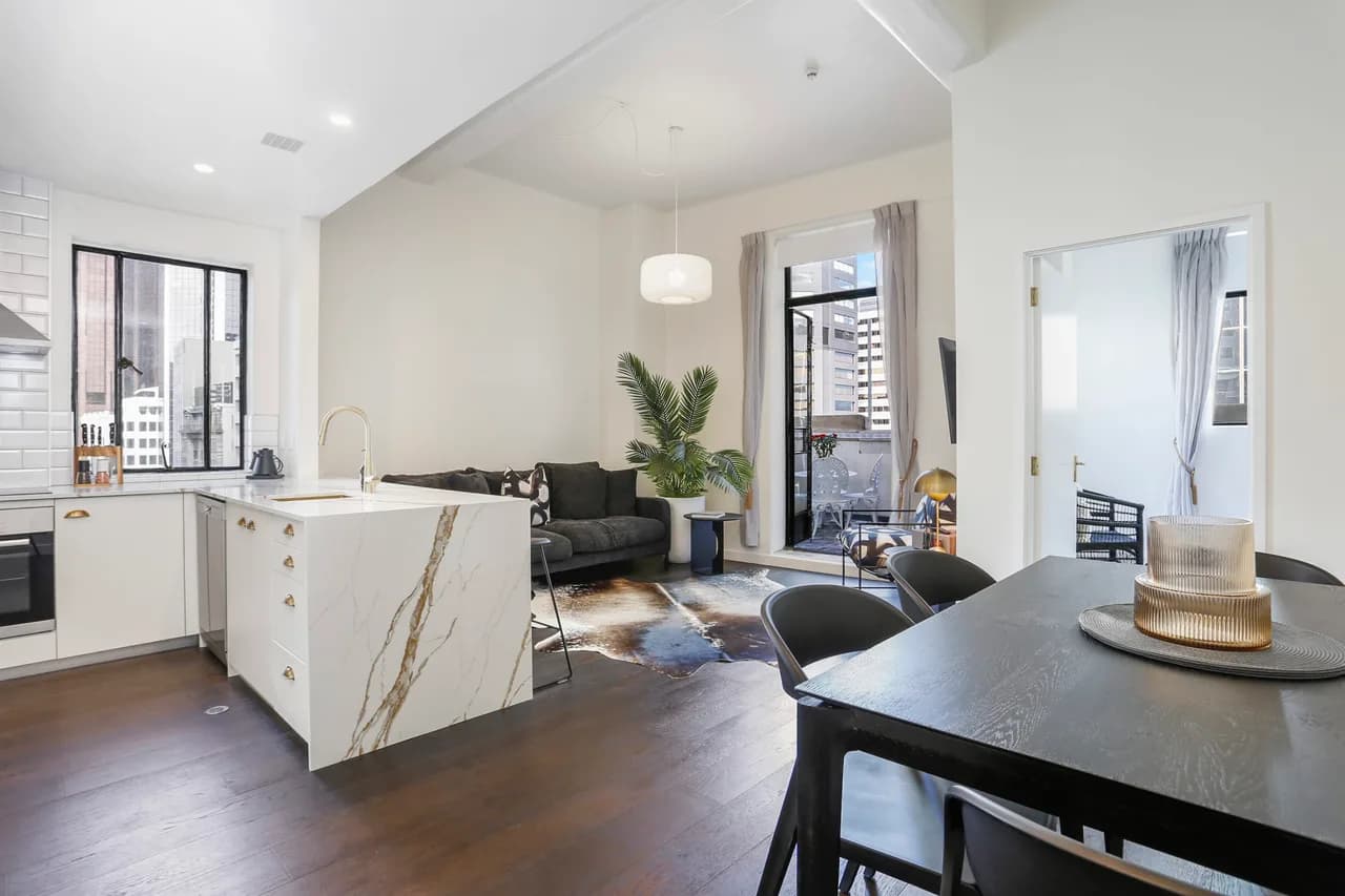 Contemporary Two Bedroom Apartment in Auckland