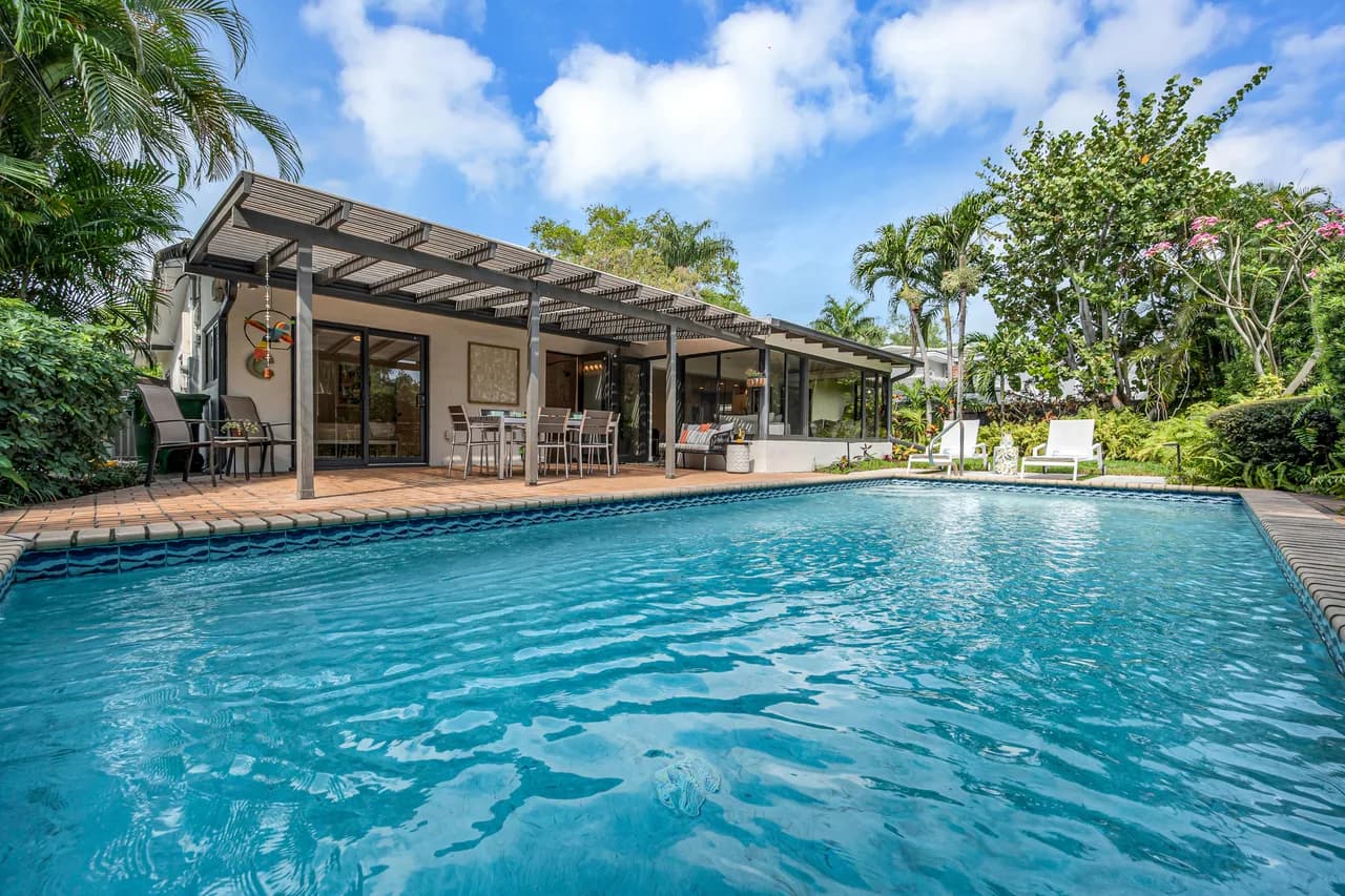 Boho Chic Heated Pool Villa in Harbor Heights photo 4