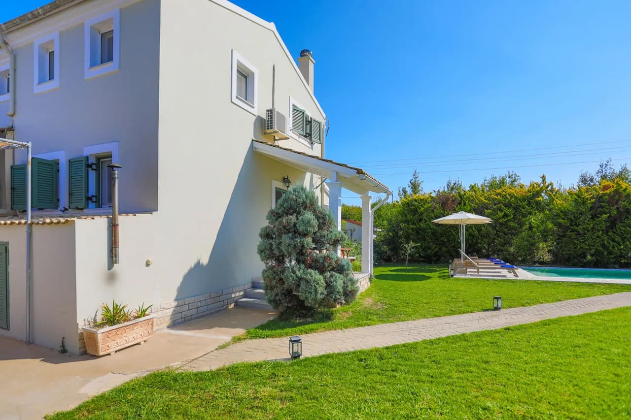 Cozy Two Bedroom Villa in Astrakeri, Corfu photo 4