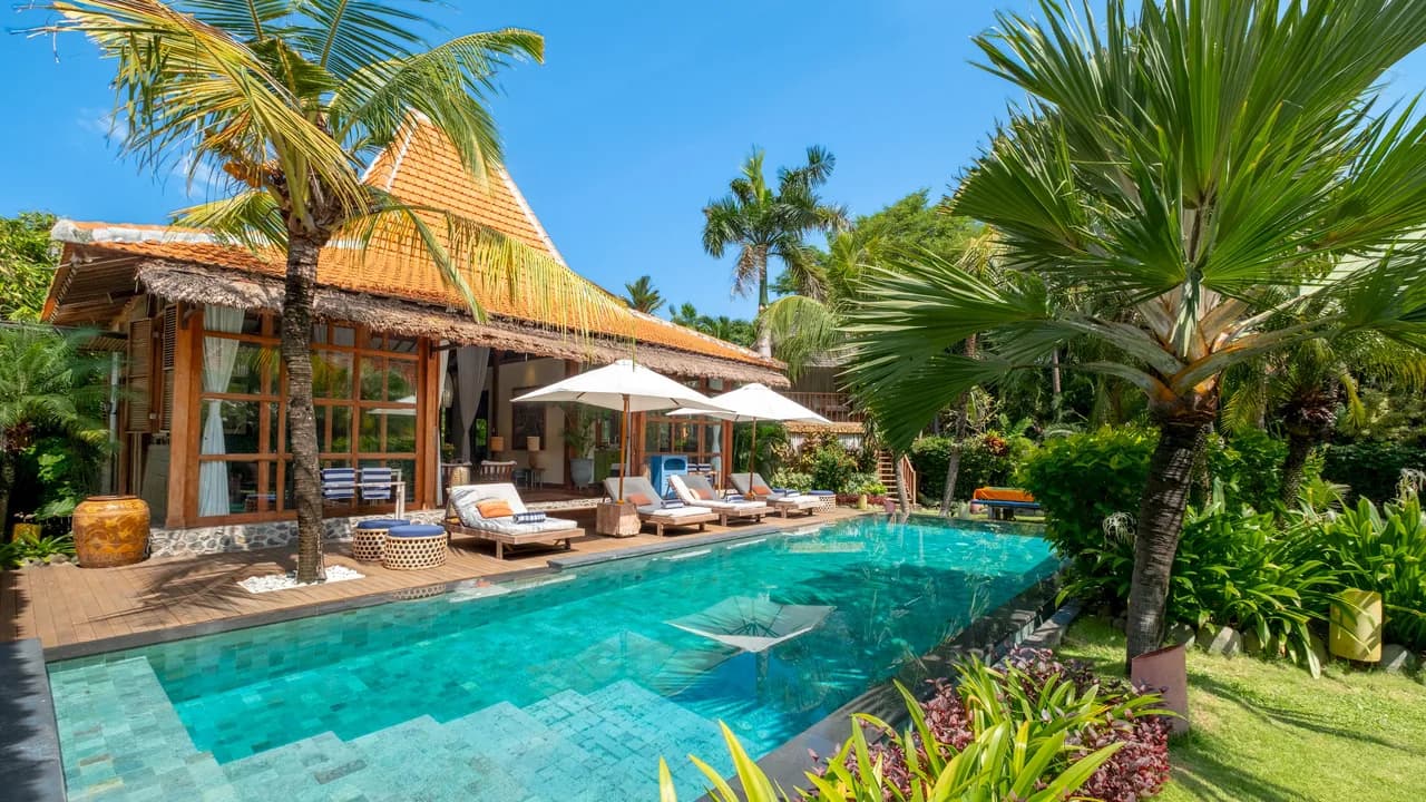 Luxurious Seven-Bedroom Villa in Canggu photo 3