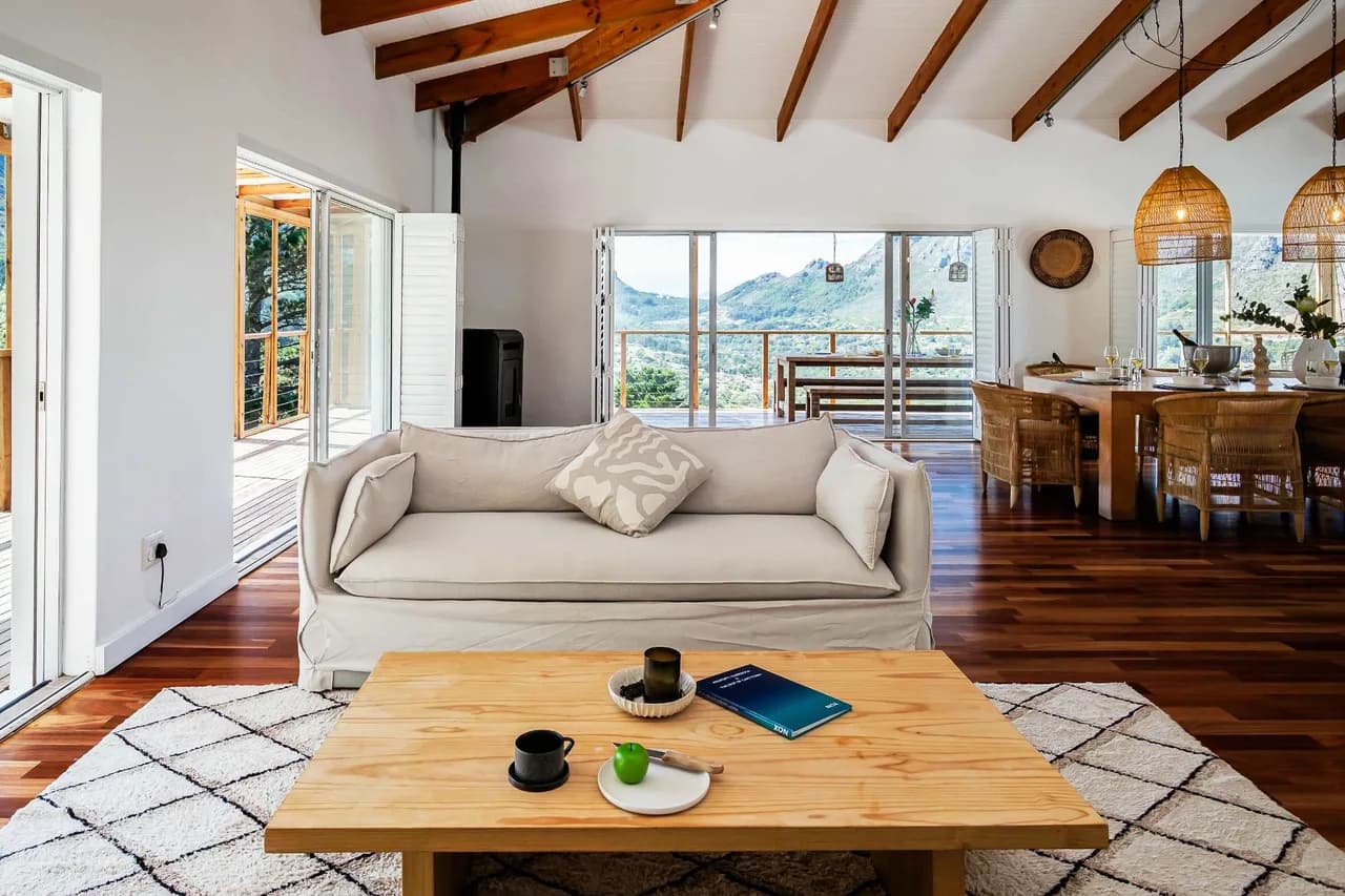 Eco-Friendly Mountain View Villa in Cape Town photo 3