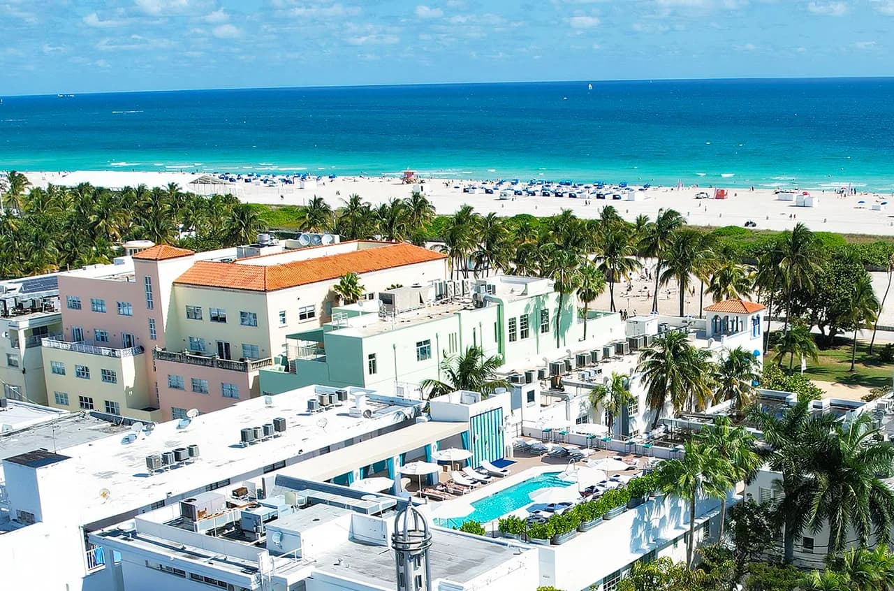 Oceanfront Three Bedroom Condo in Miami Beach photo 3