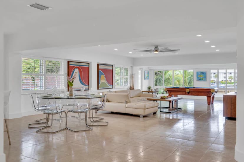 Waterfront Nine Bedroom Retreat in Fort Lauderdale
