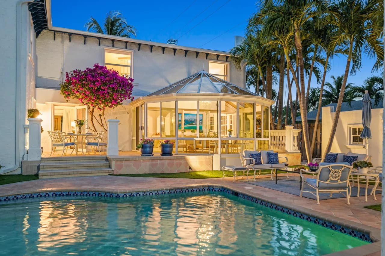 Historical Residence with Heated Pool in West Palm Beach photo 4