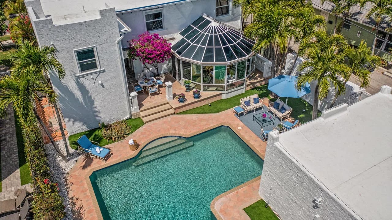 Historical Residence with Heated Pool in West Palm Beach photo 5