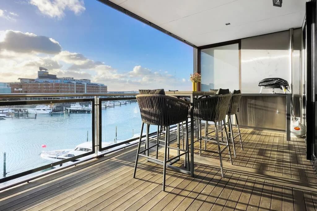 Waterfront One Bedroom Retreat in Auckland photo 2