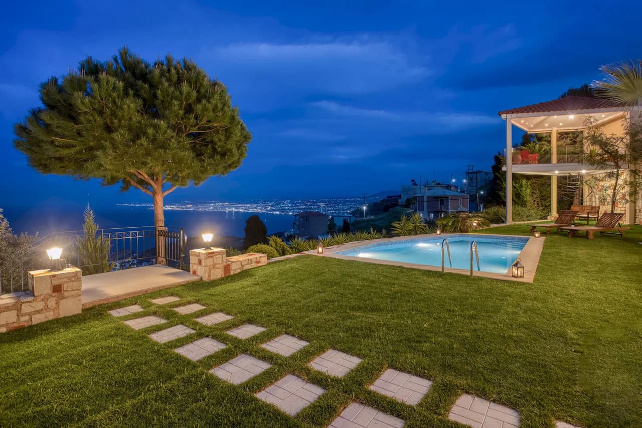 Terrace Four-Bedroom Villa in Rodia photo 4
