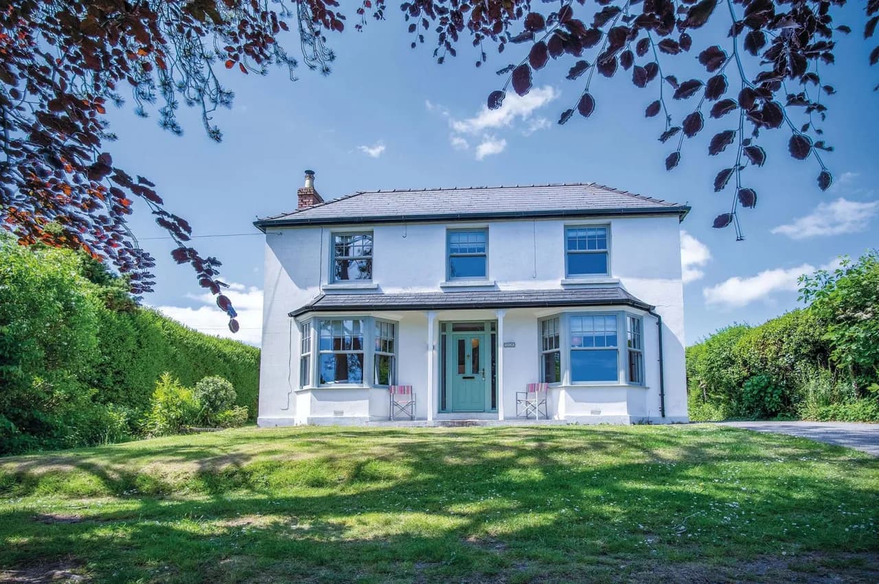 Beach View Three Bedroom Cottage in Saundersfoot