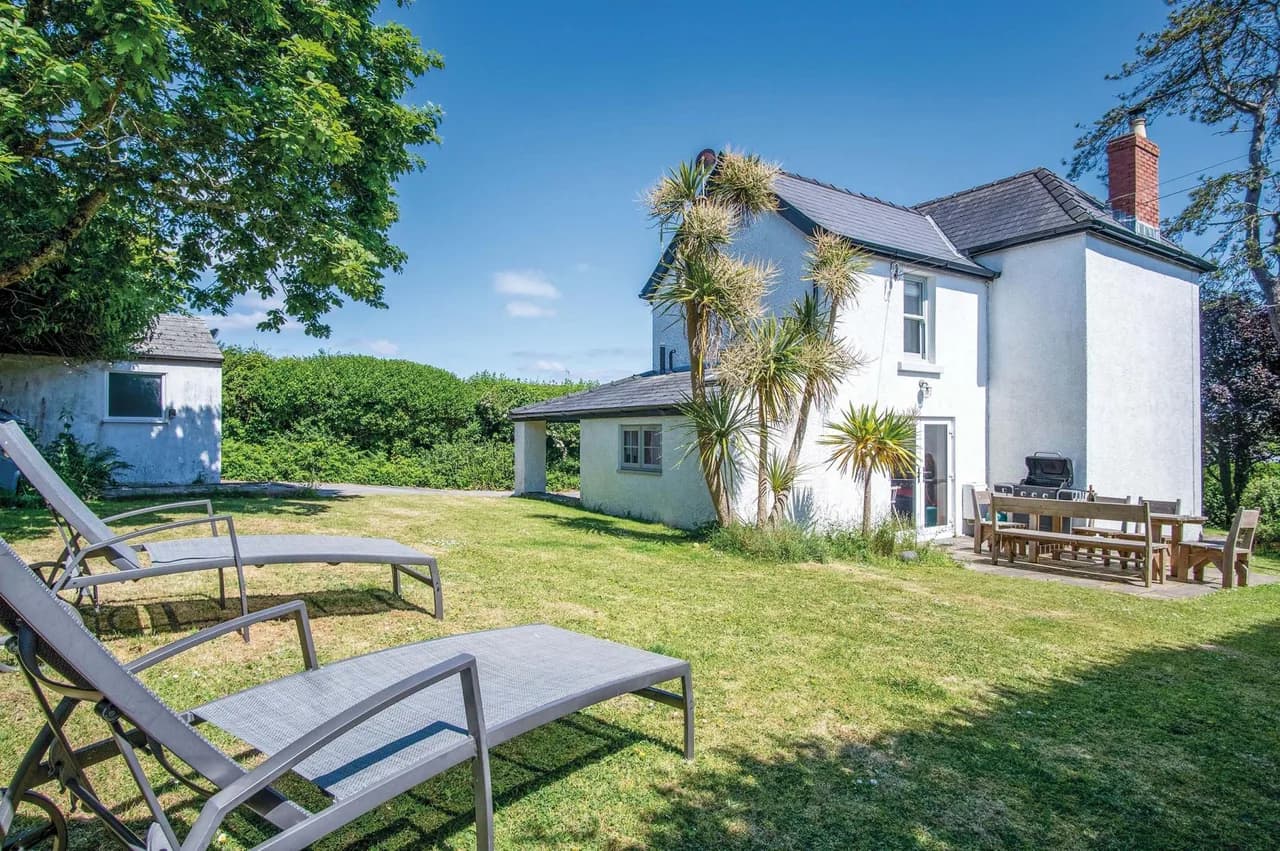 Beach View Three Bedroom Cottage in Saundersfoot photo 3