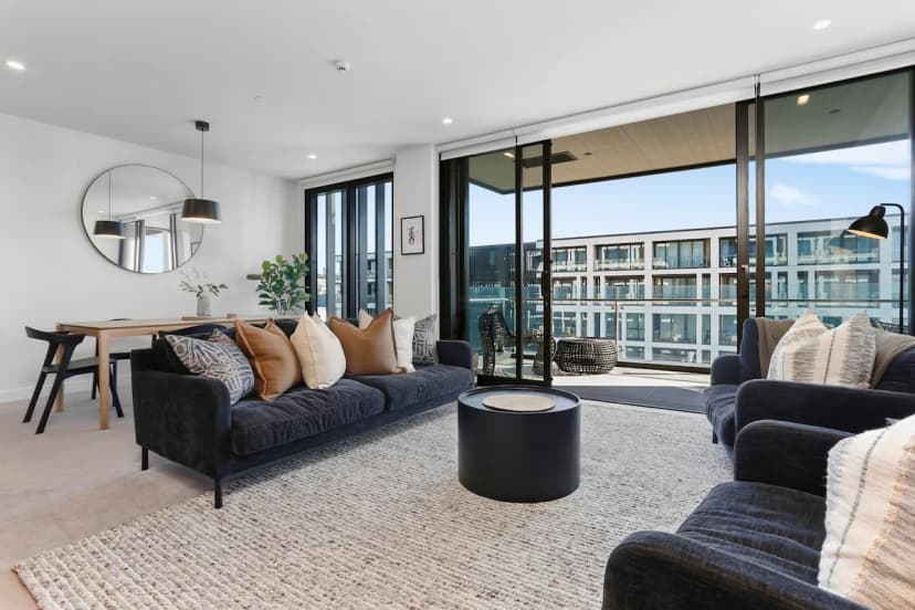 Sunny and Spacious in Wynyard Quarter