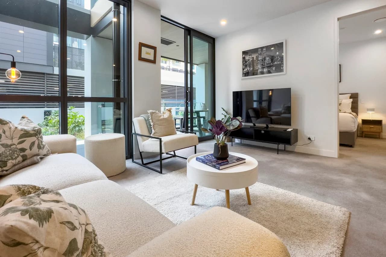 Chic Urban Apartment in Auckland photo 3