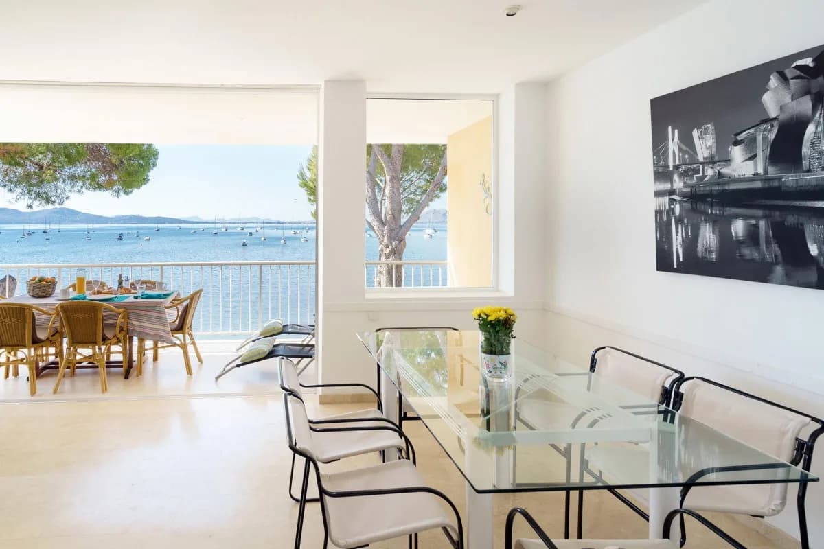 Terrace Three Bedroom Apartment in Pollenca photo 2