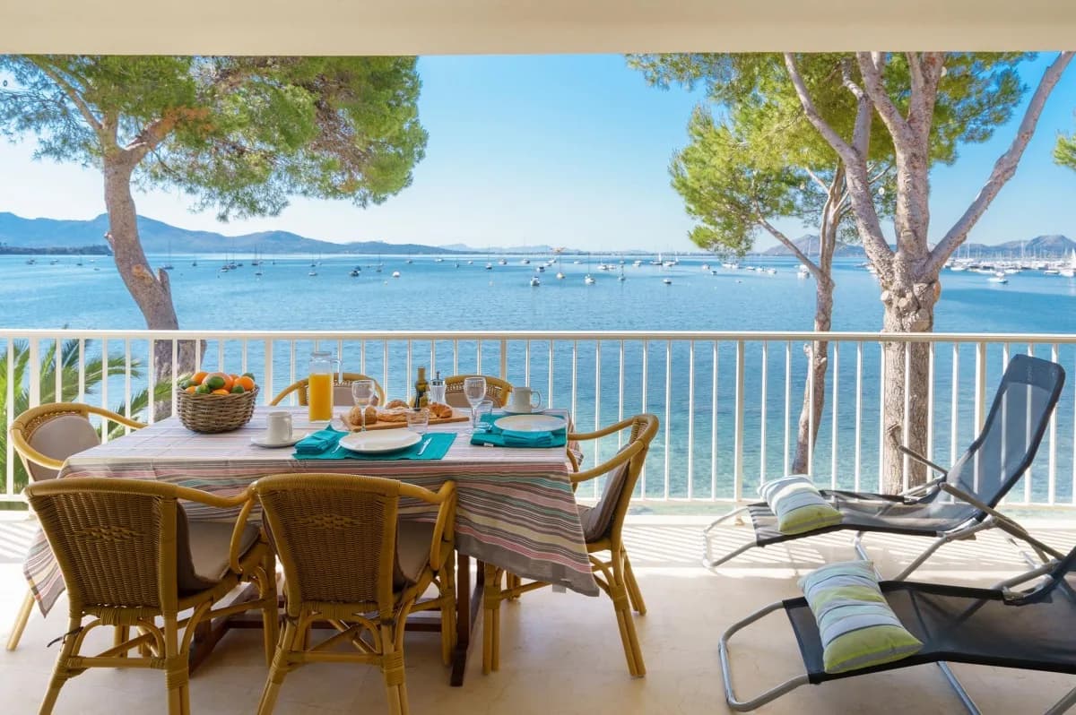Terrace Three Bedroom Apartment in Pollenca photo 5