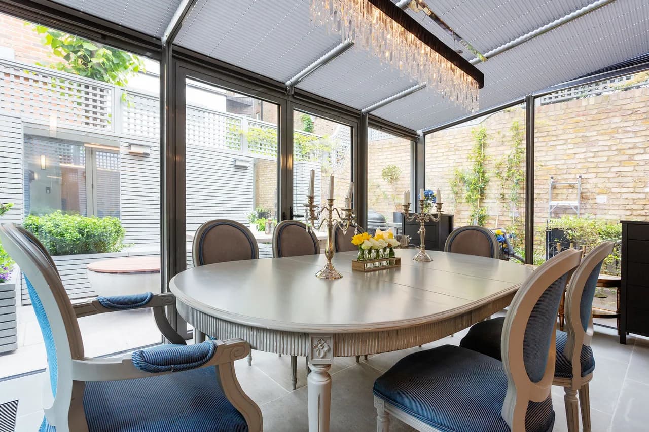 Elegant Five Bedroom Villa in Brompton photo 5