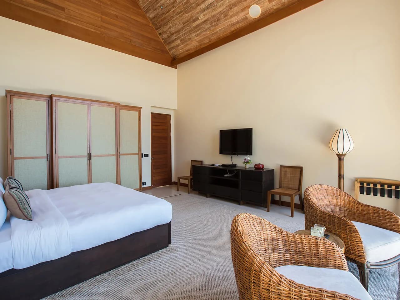 Garden View Five Bedroom Villa in Baan Bo Phut photo 5