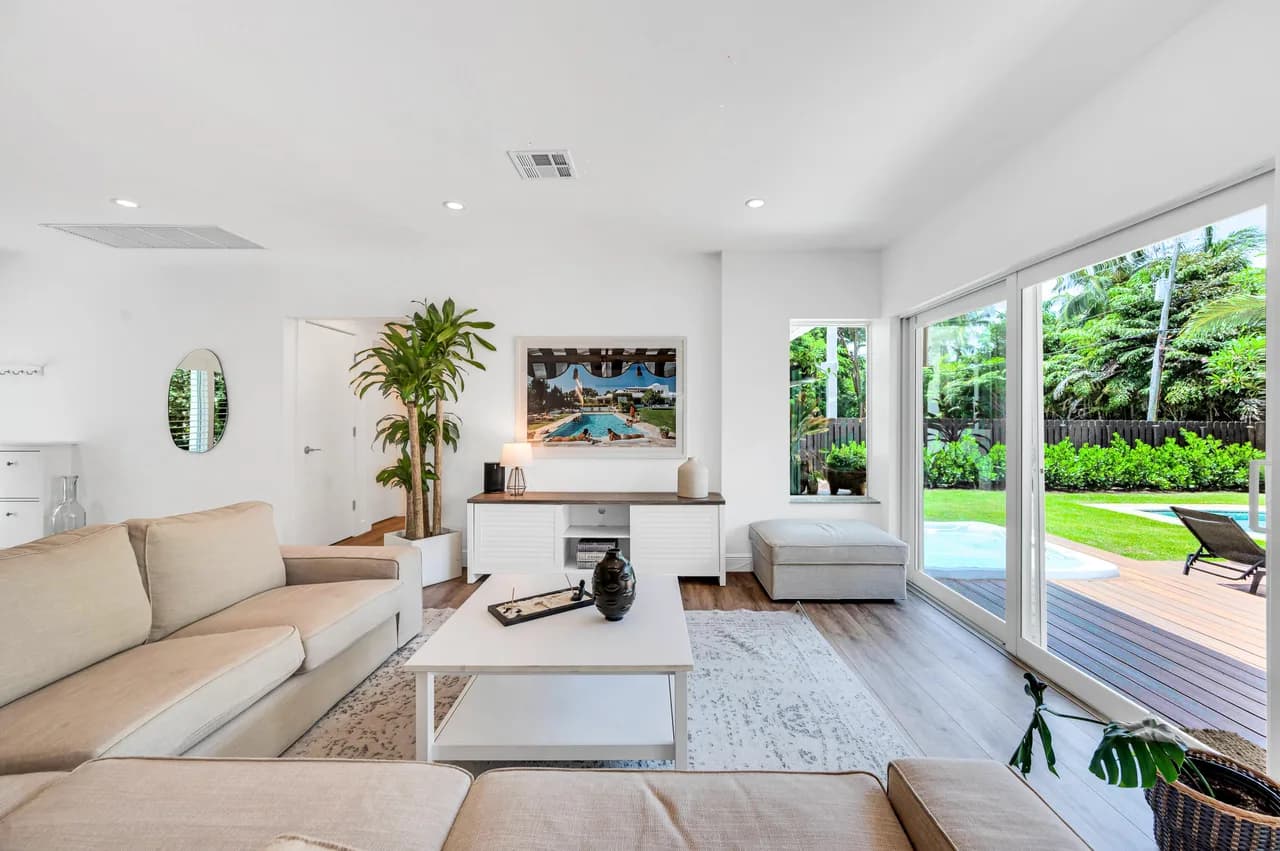 Heated Pool Villa in Sunrise Key Florida