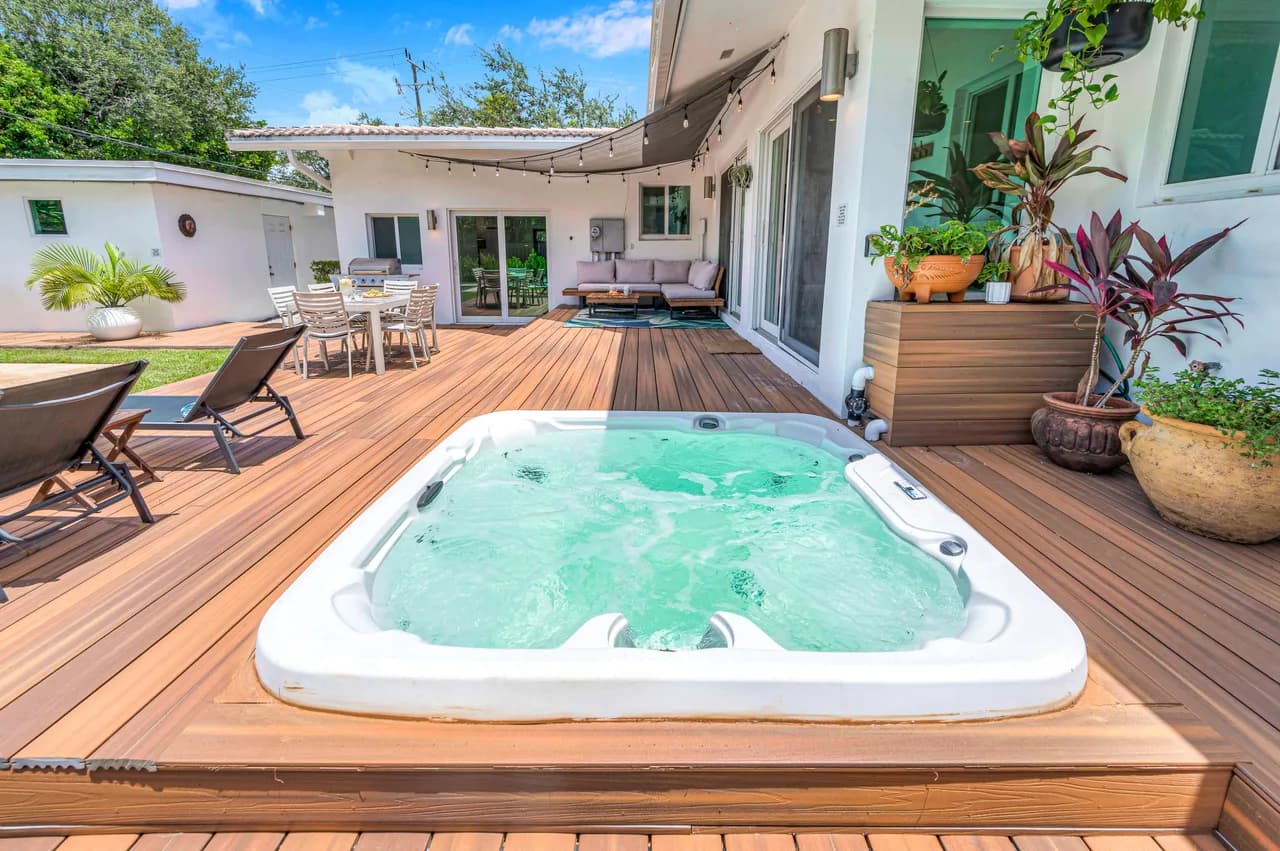 Heated Pool Villa in Sunrise Key Florida photo 3