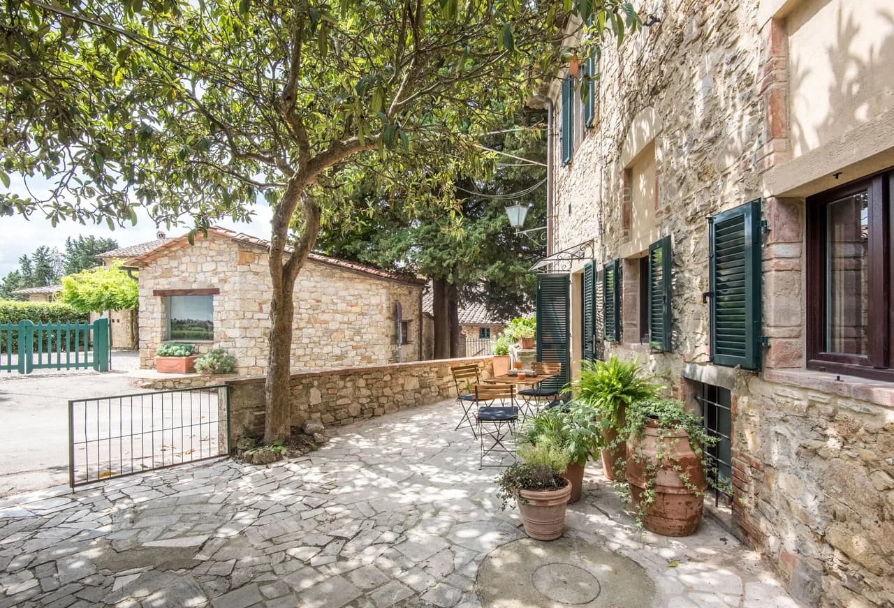 Charming Two Bedroom Apartment in Fonterutoli Siena photo 3