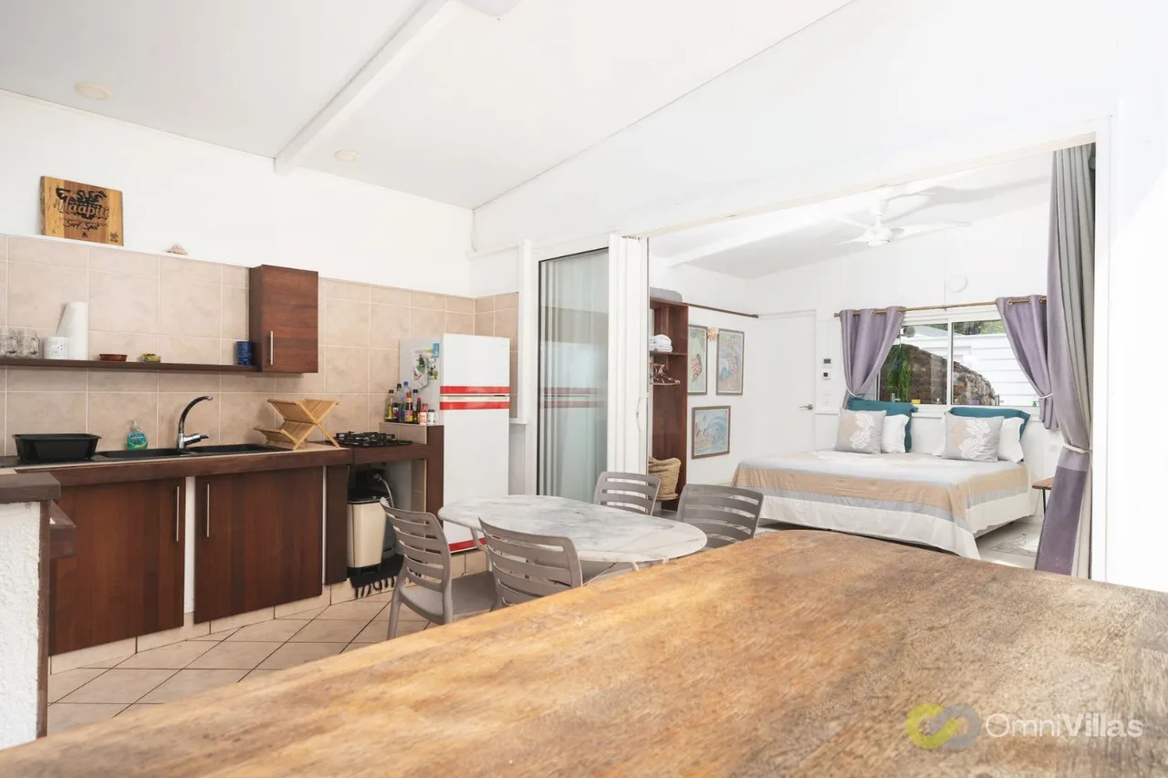 Seaside Two Bedroom Villa in Moorea photo 5