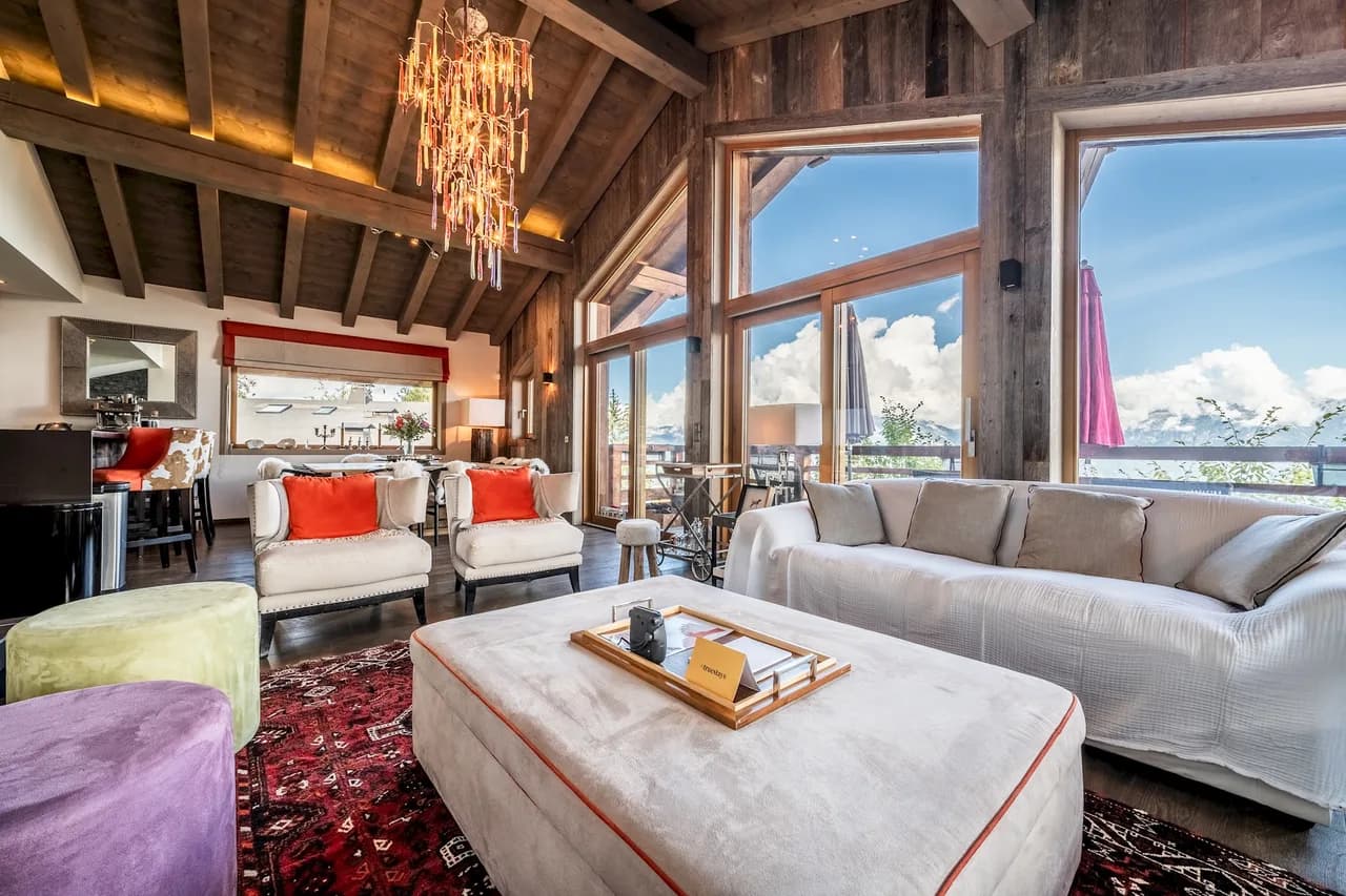 Charming Chalet with Terrace in Combloux photo 2