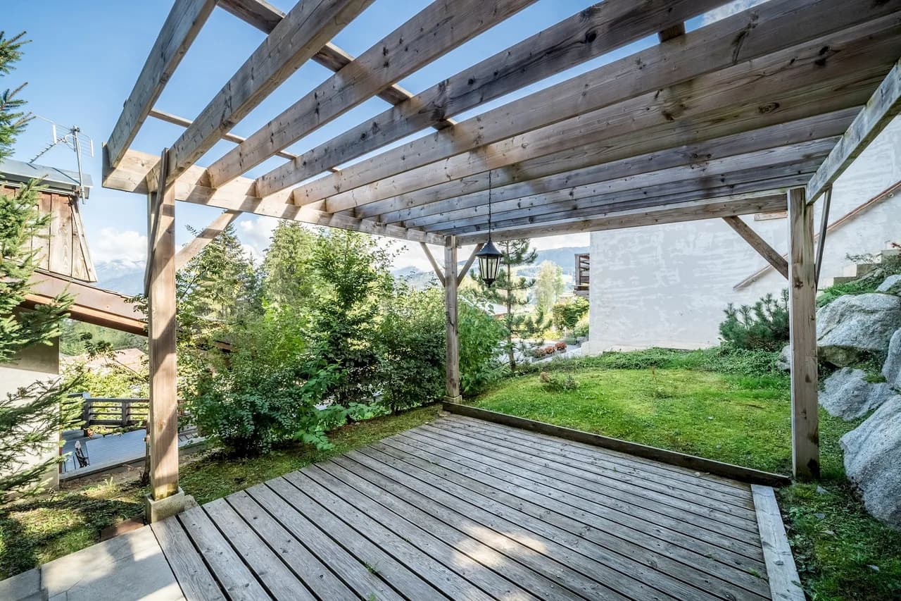 Charming Chalet with Terrace in Combloux photo 4