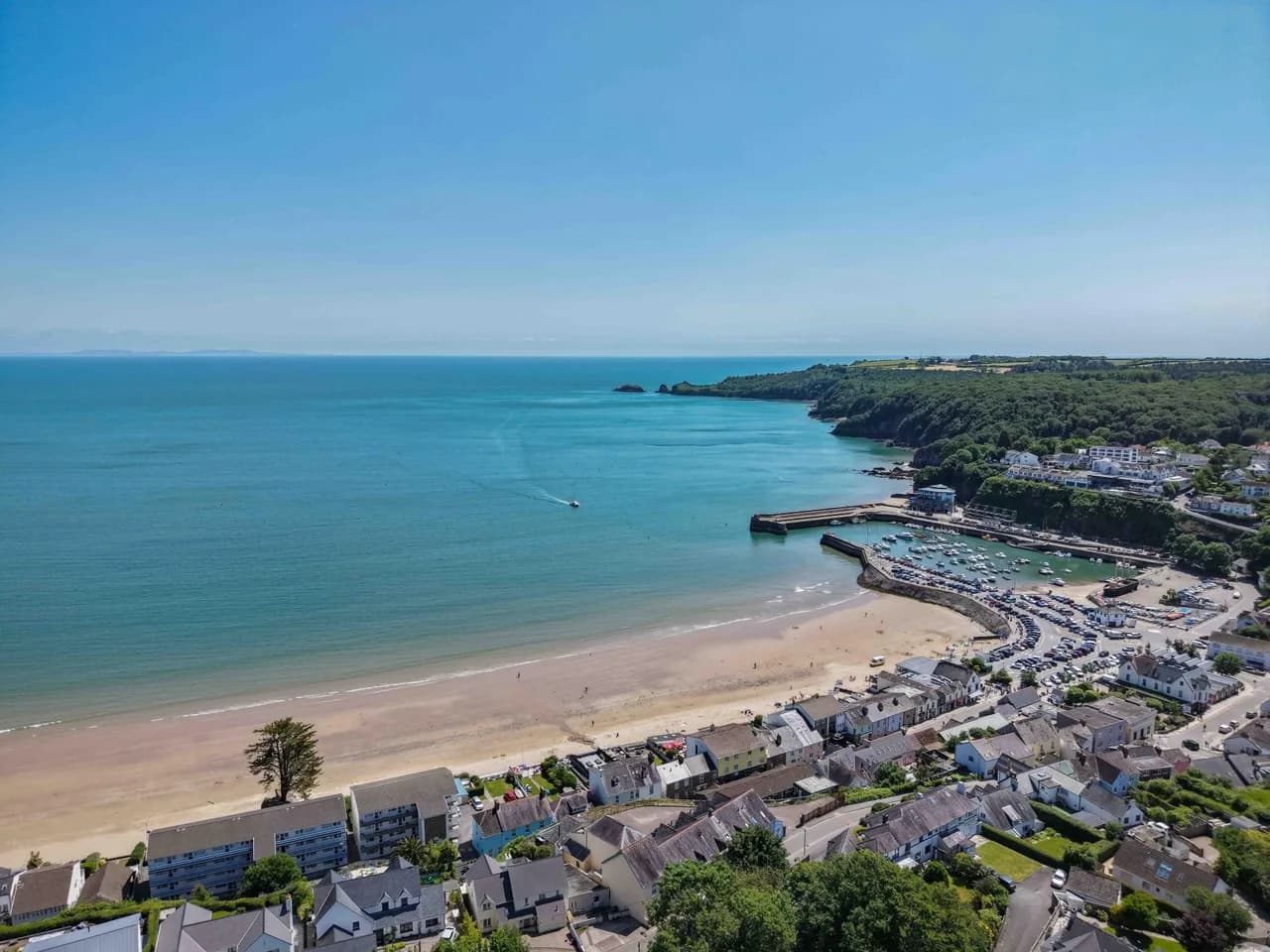 Ocean View Two Bedroom Apartment in Saundersfoot photo 4