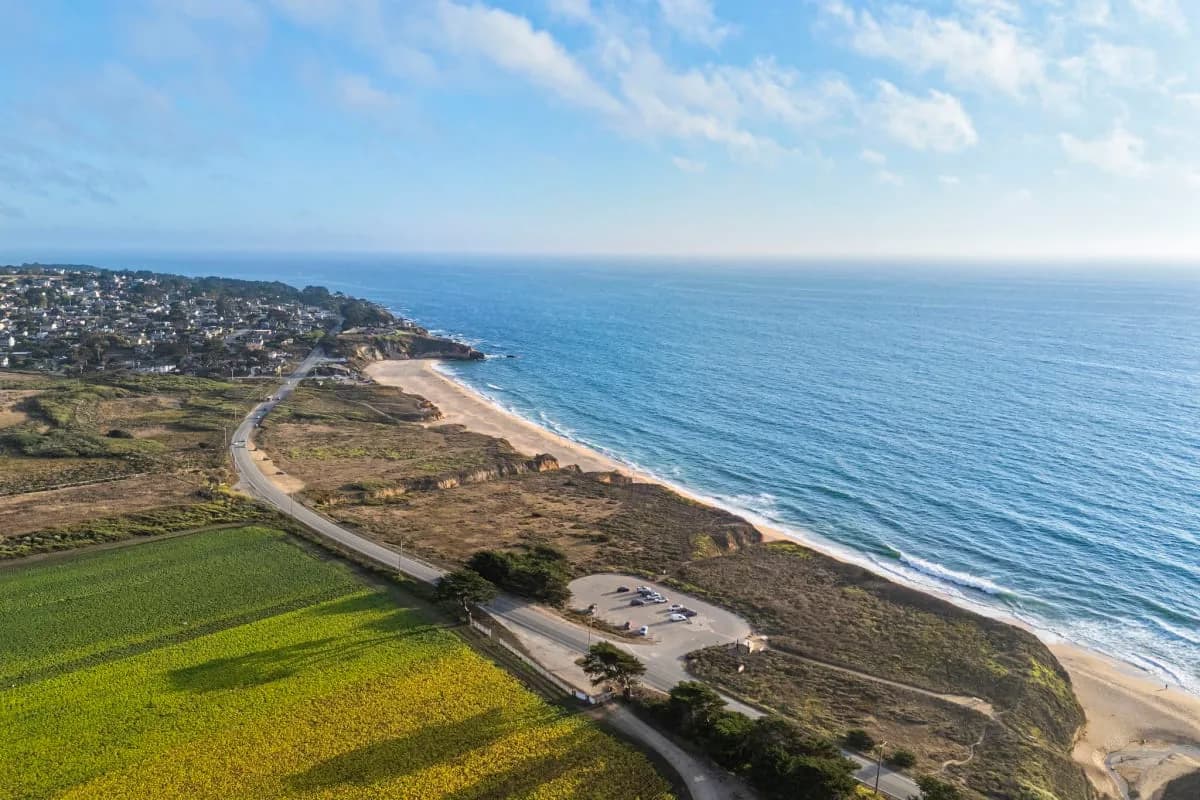 Oceanview Beach Home in Montara, California photo 3