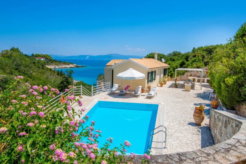 Charming Beachfront House in Corfu