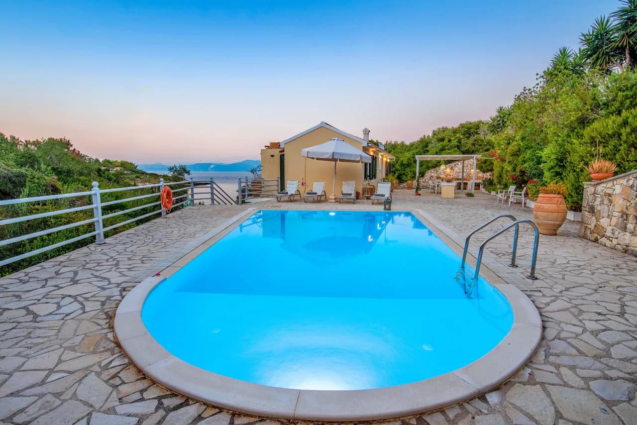 Seaview Beach House in Paxi photo 3