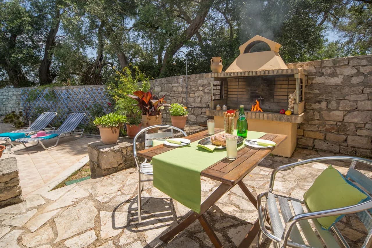 Serene Garden Villa in Loggos, Paxos, Greece photo 5