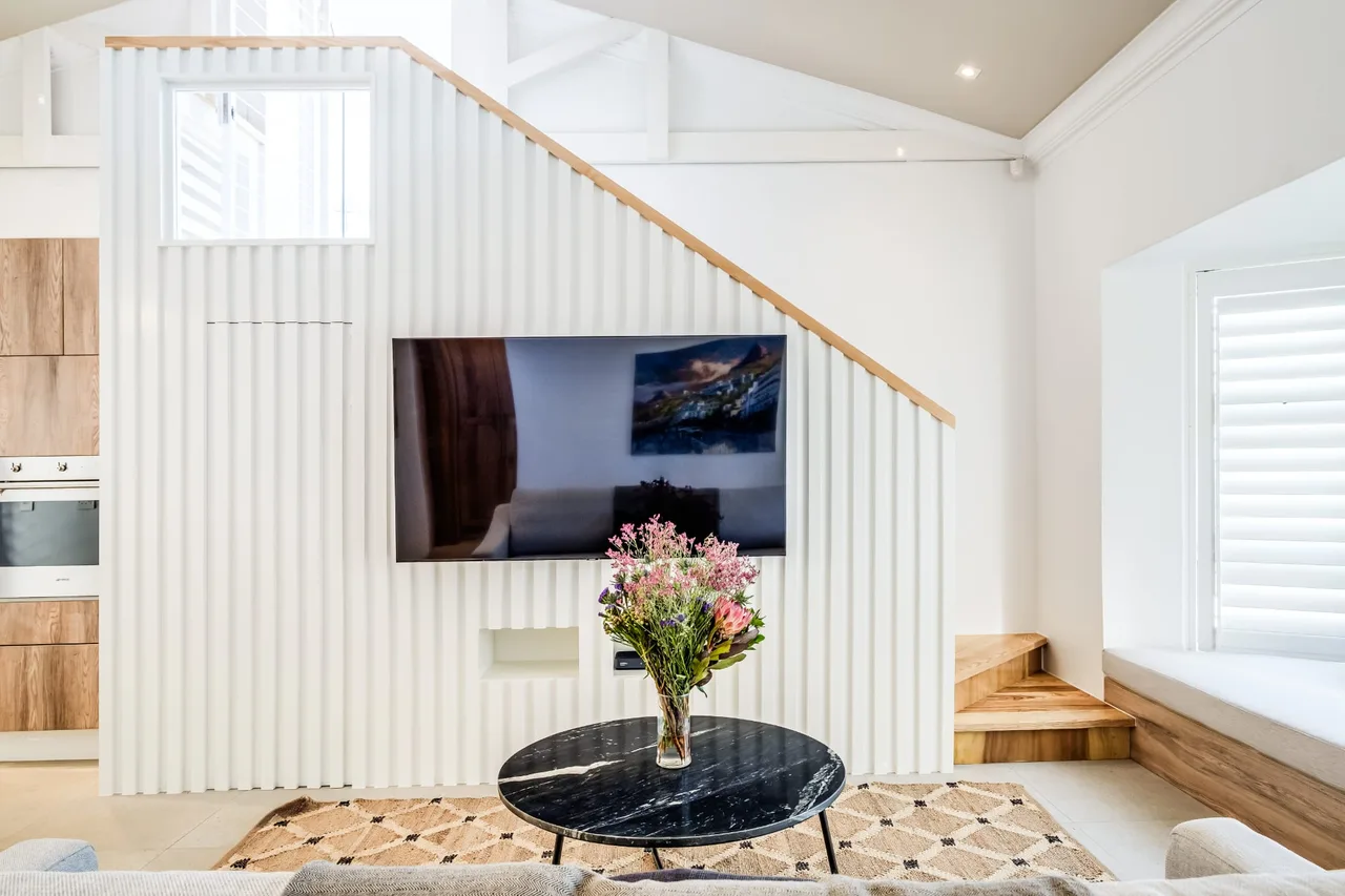 Seaside Two Bedroom Apartment in Camps Bay photo 5