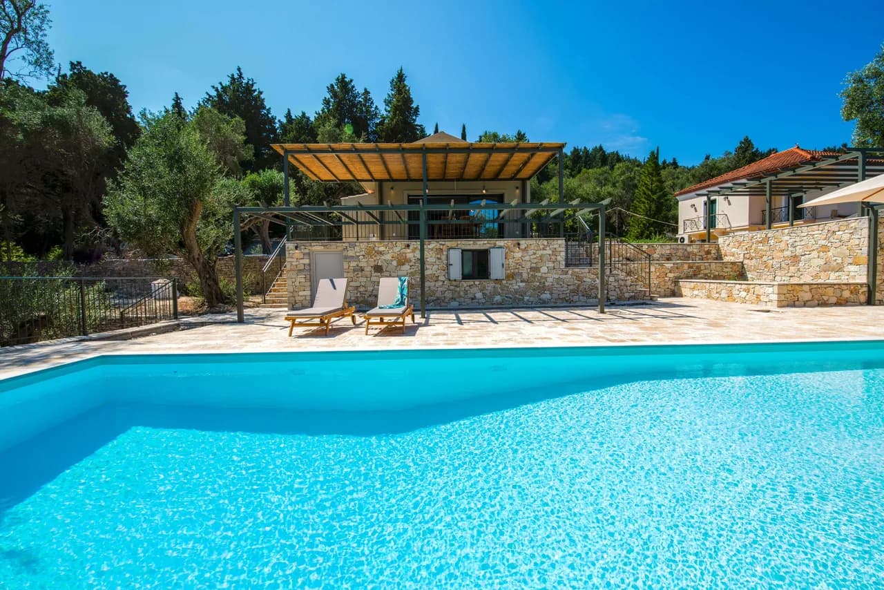 Mountain View One Bedroom Villa in Paxi photo 2