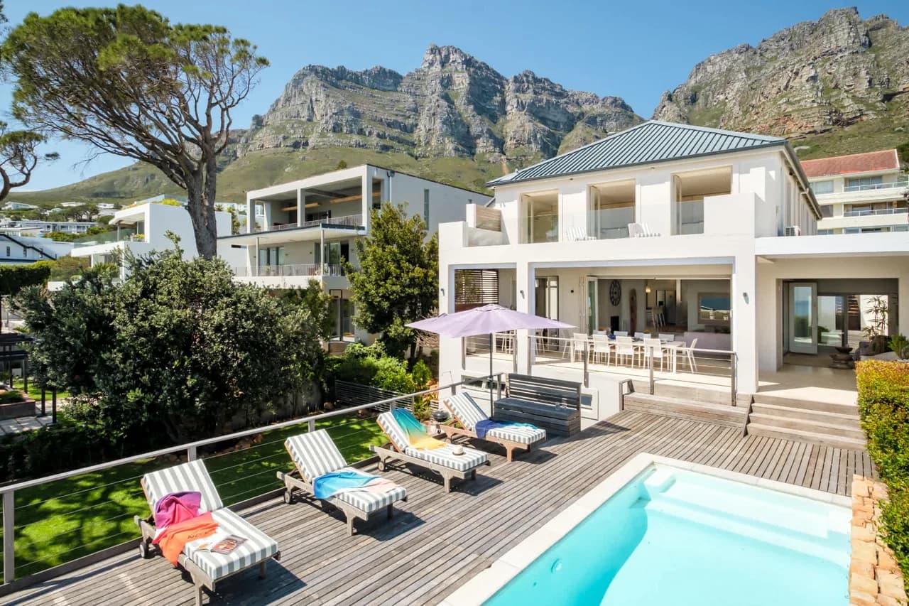 Family-Friendly Villa with Pool in Camps Bay photo 4