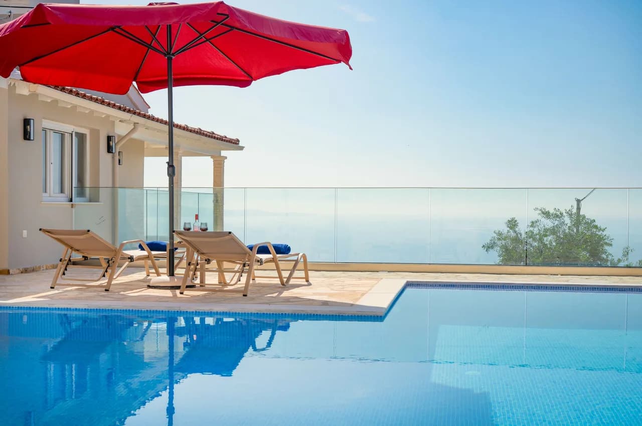 Secluded Two Bedroom Villa in Katavolos photo 3