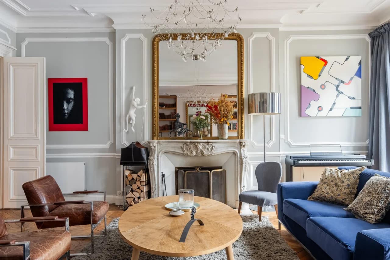 Artistic Five Bedroom Villa in Paris photo 4