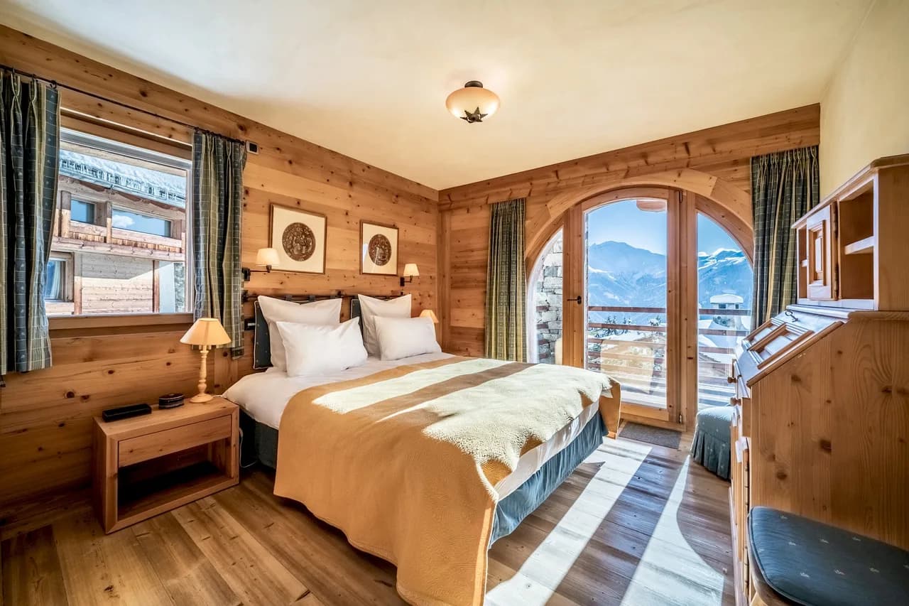 Cosy Five Bedroom Apartment in Verbier photo 2