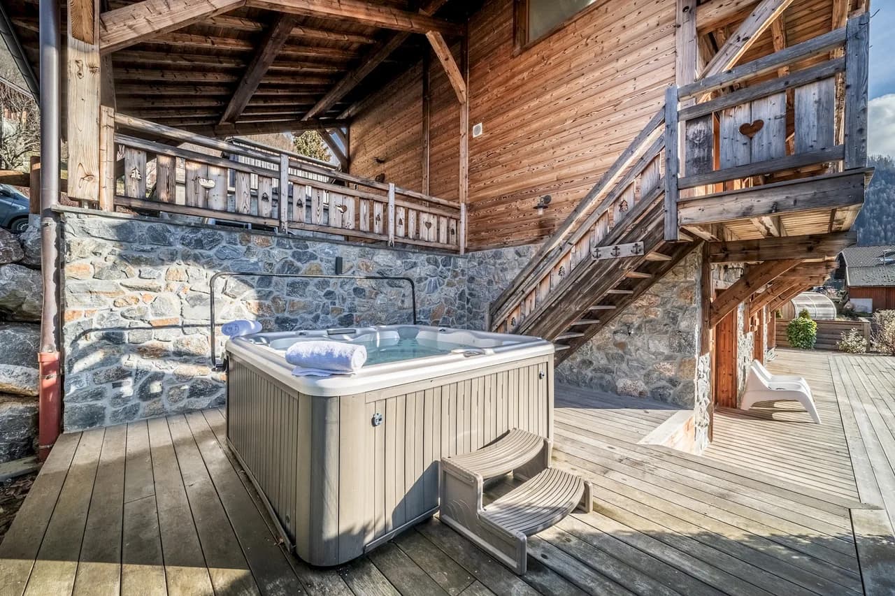 Luxury Chalet with Jacuzzi in Montriond photo 2